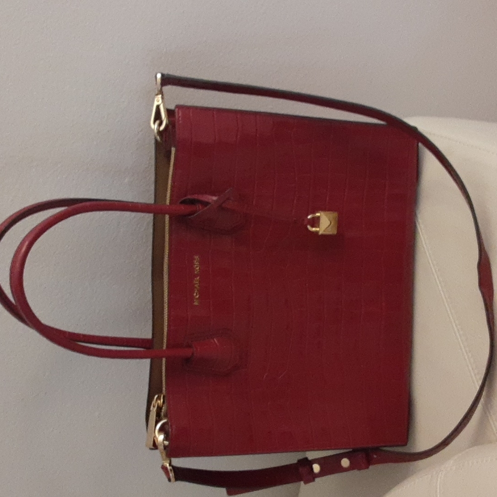Michael kors studio Mercer Crocodile embossed Burgundy/Wine Color leather